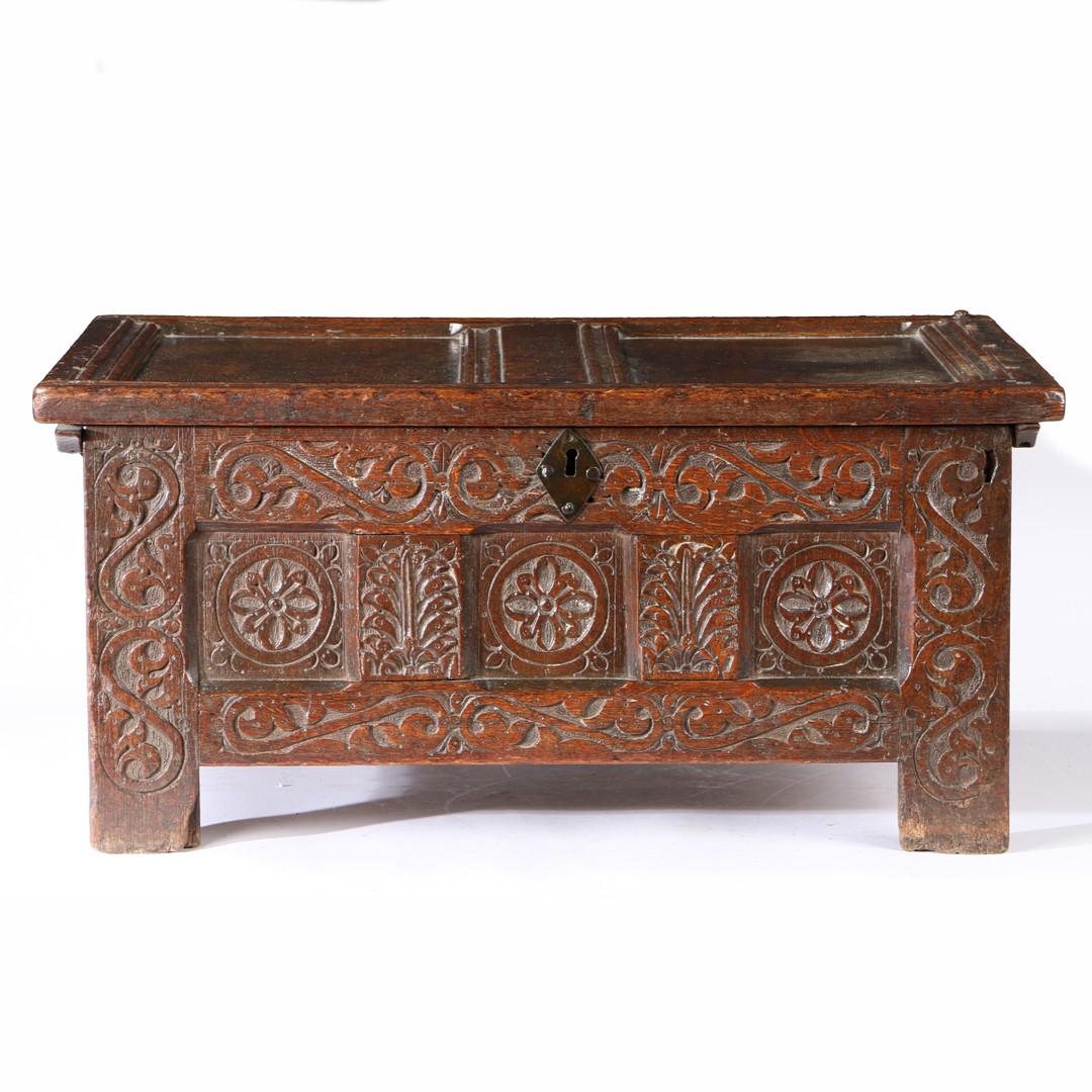 A RARE & GOOD ELIZABETH I OAK TABLE-BOX, CIRCA 1580. - Image 3 of 3