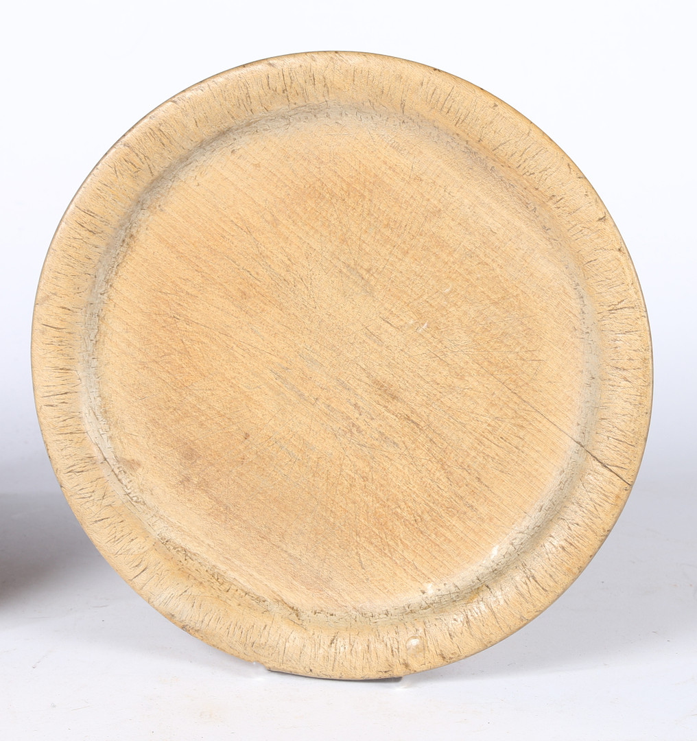 TWO 18TH CENTURY SYCAMORE PLATES OR PLATTERS, ENGLISH. - Image 3 of 4