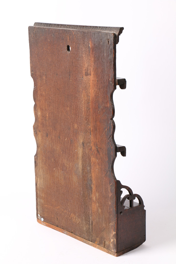 A GEORGE III OAK MURAL SPOON RACK, CIRCA 1780. - Image 3 of 3