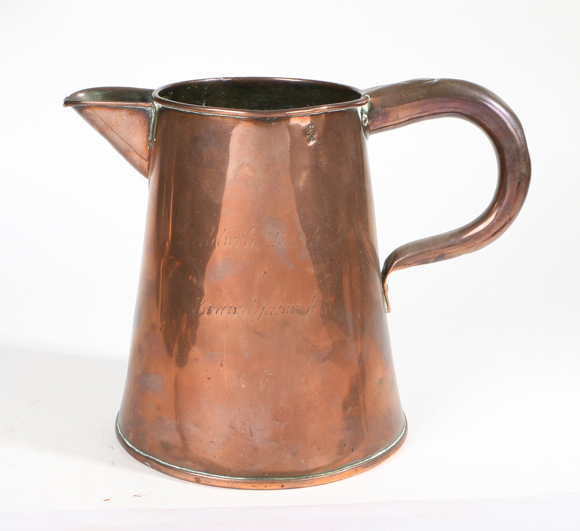 A LARGE GEORGE III SEAMED COPPER ALE JUG, INSCRIBED AND DATED 1811. - Image 2 of 2