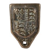 AN IMPORTANT HENRY VII BRONZE WOOL WEIGHT, CIRCA 1495.