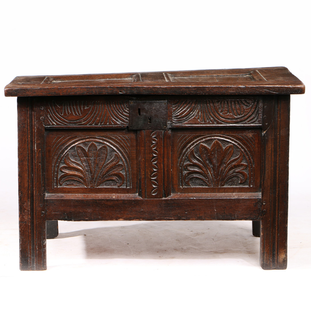 A SMALL CHARLES I OAK COFFER, WEST COUNTRY, CIRCA 1630. - Image 3 of 3