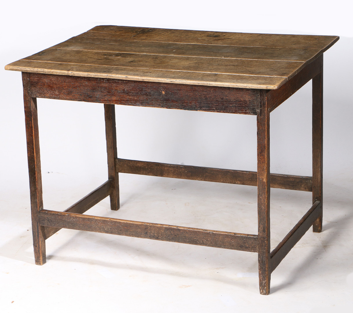 AN EARLY 18TH CENTURY OAK CENTRE TABLE, ENGLISH/WELSH, CIRCA 1700-40.