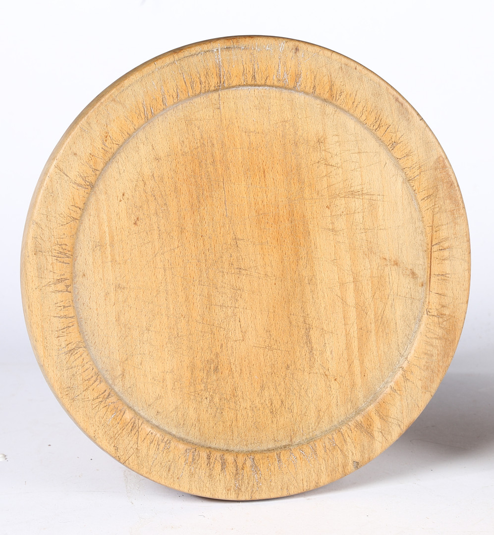 TWO 18TH CENTURY SYCAMORE PLATES OR PLATTERS, ENGLISH. - Image 2 of 4