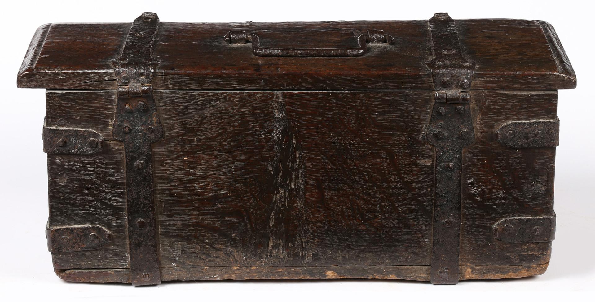 A WONDERFUL HENRY VII/VIII BOARDED OAK AND IRON-BOUND CHALICE BOX, ENGLISH, CIRCA 1500-20. - Image 4 of 5