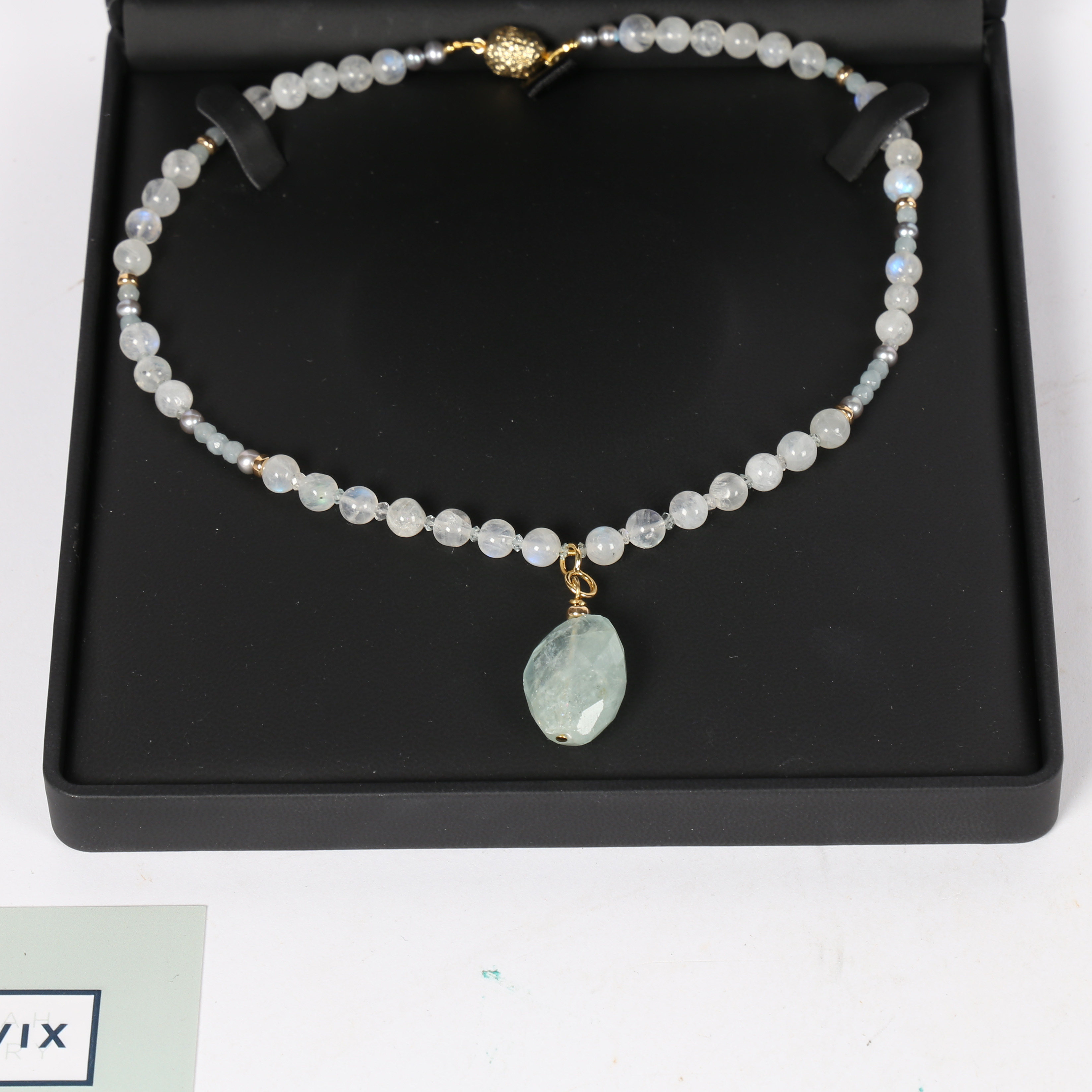 A UNIQUE ONE-OF-A-KIND MOONSTONE NECKLACE - Image 7 of 10
