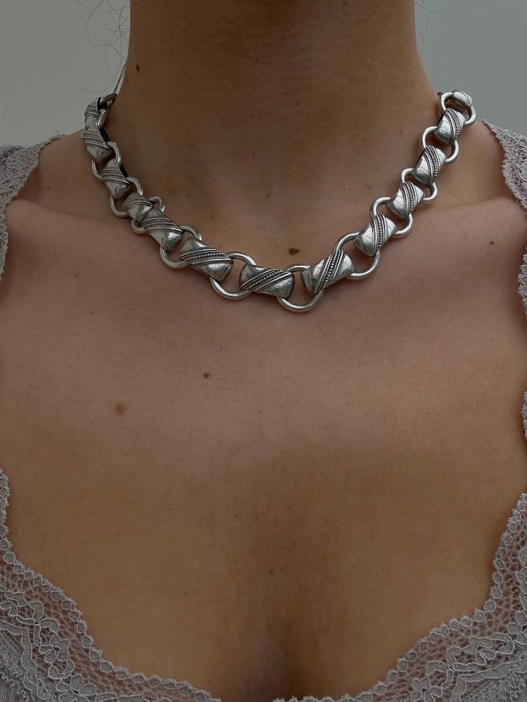 Antique Silver Bookchain Necklace Collar - Image 2 of 5