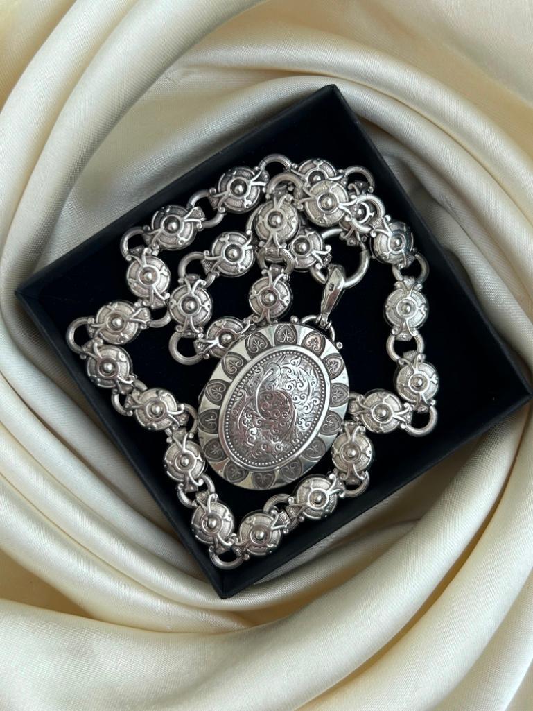 Chunky Antique Silver Collar Necklace with Locket Pendant - Image 2 of 6