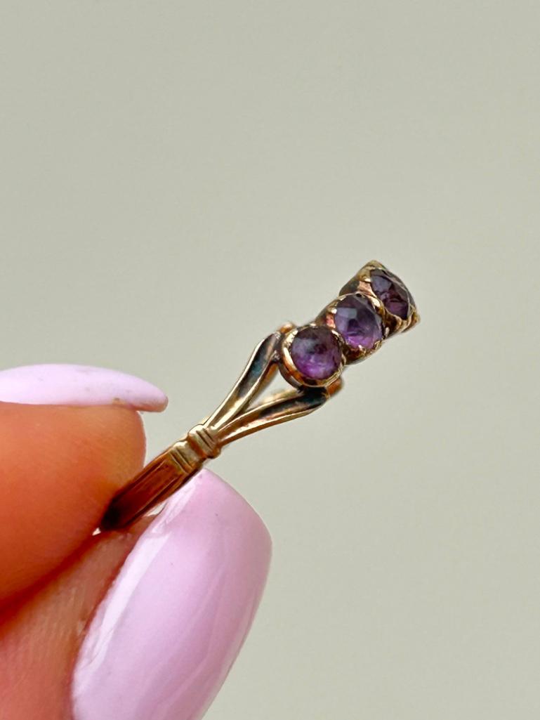 Georgian Era Amethyst and Gold Half Hoop Ring - Image 7 of 7