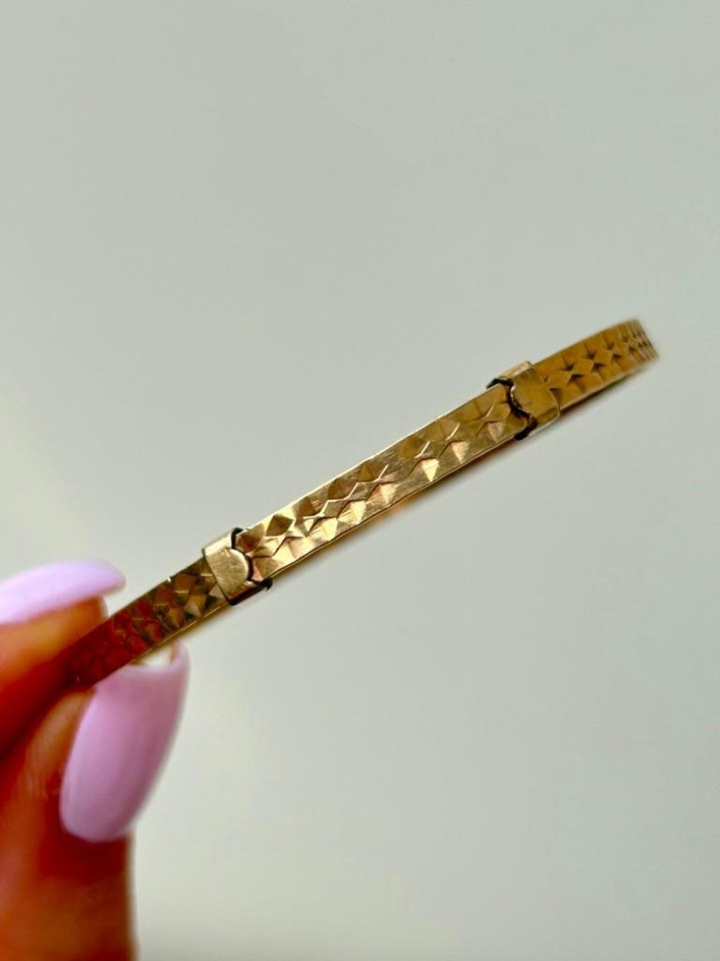 Rolled Gold Faceted Bangle Bracelet - Image 2 of 4