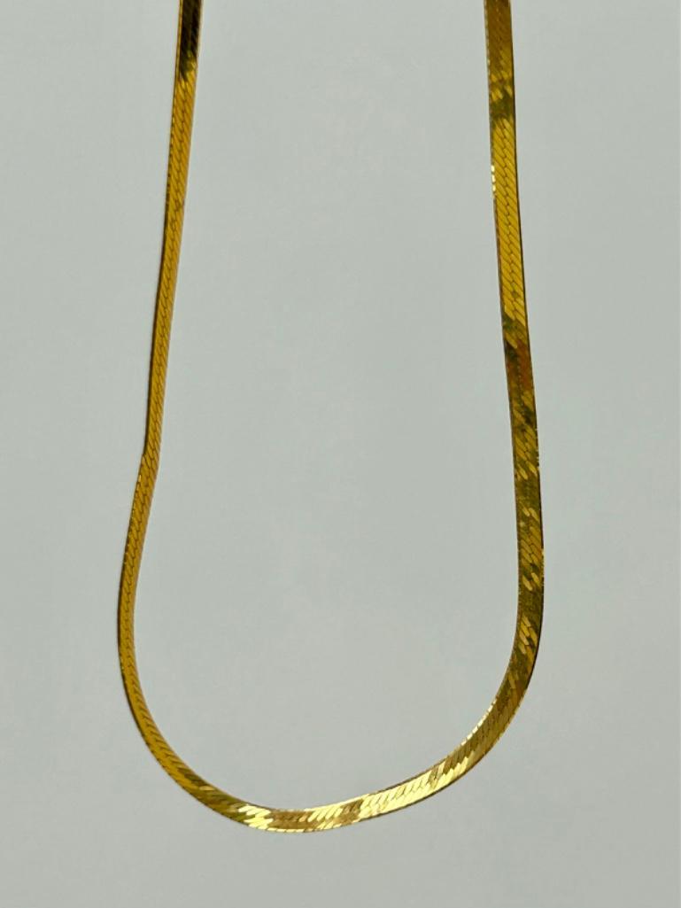 Vintage 9ct Yellow Gold Herringbone Chain Necklace - Image 4 of 6