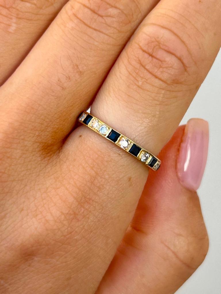 Vintage Sapphire and Diamond Full Eternity Band Ring in 18ct Gold - Image 2 of 6