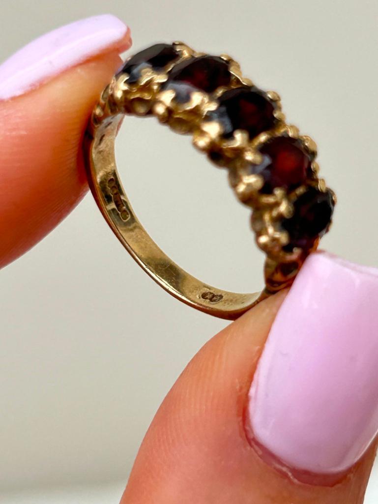 Chunky 9ct Gold Garnet 5 Stone Ring - Image 7 of 10