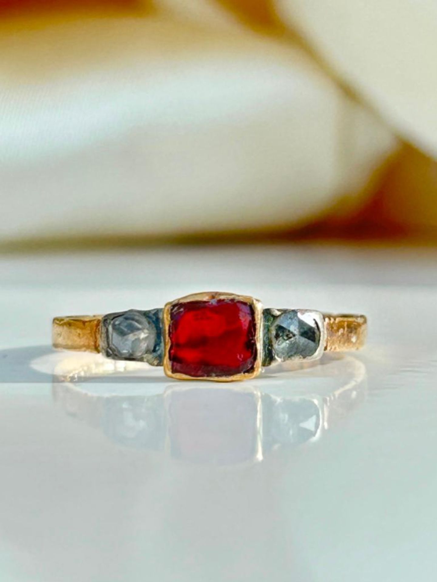 Antique Georgian Era Flat Cut Garnet and Diamond Gold Ring - Image 2 of 8