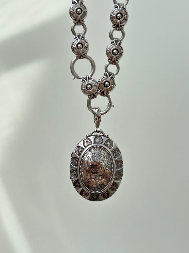 Chunky Antique Silver Collar Necklace with Locket Pendant - Image 3 of 6