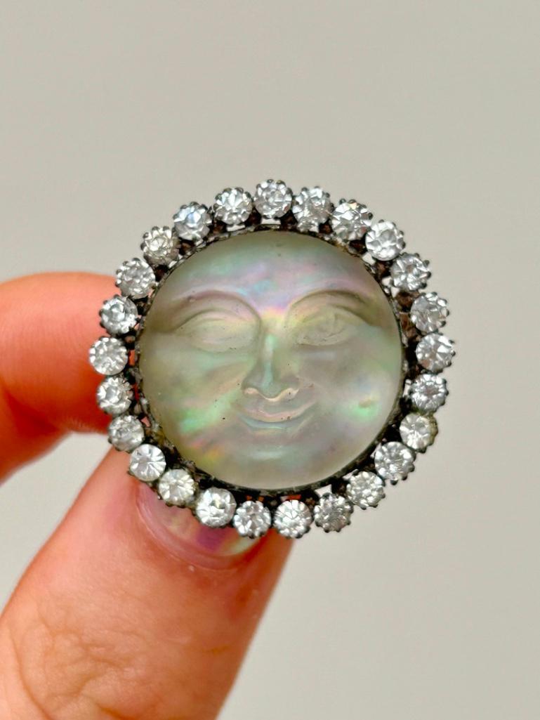 Amazing Man in the Moon Face Large Brooch - Image 2 of 4