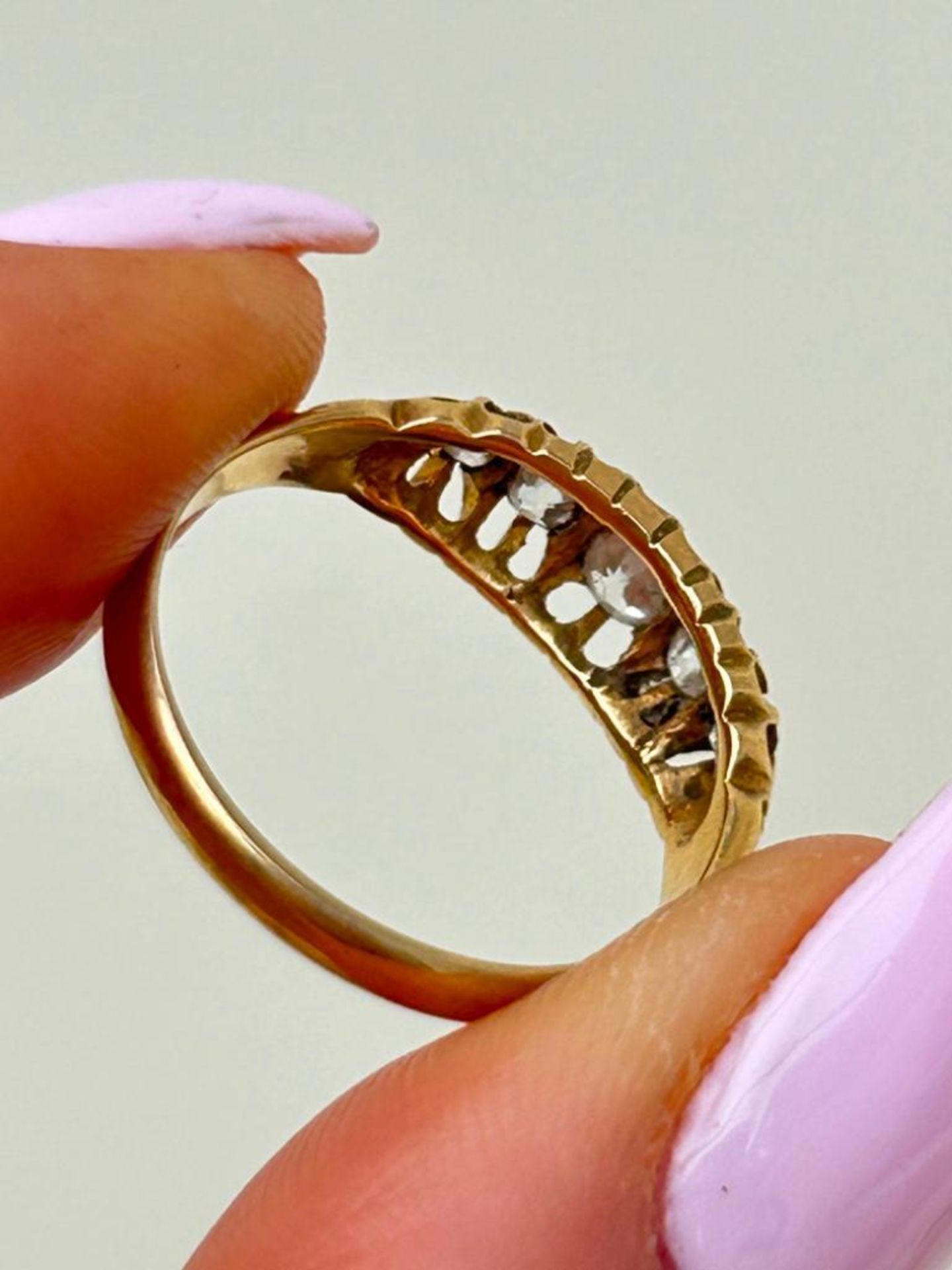 18ct Yellow Gold Diamond 5 Stone Ring - Image 7 of 7