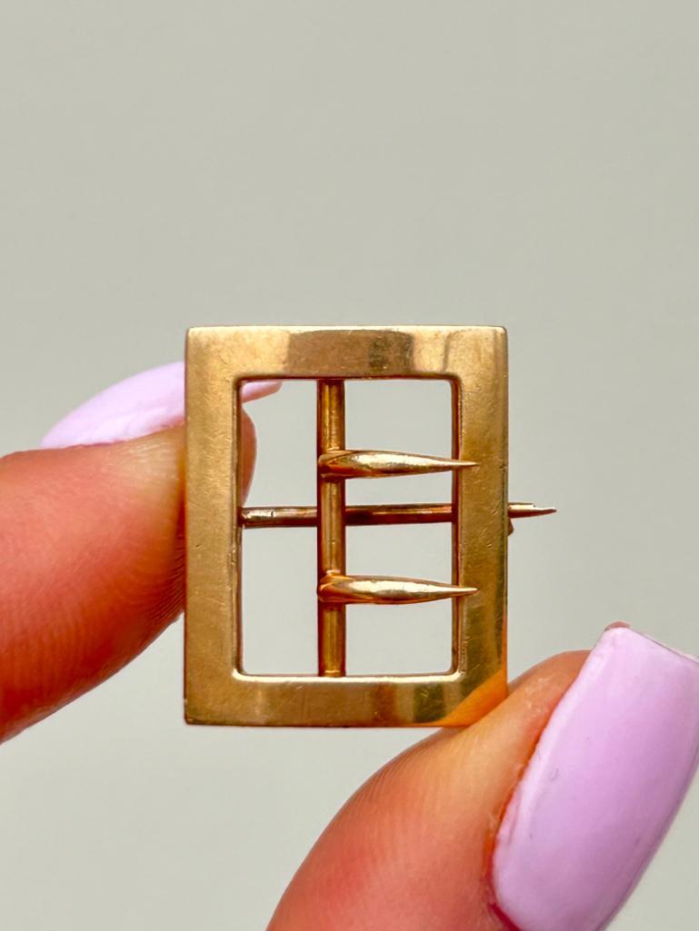 Antique 15ct Yellow Gold Buckle Brooch