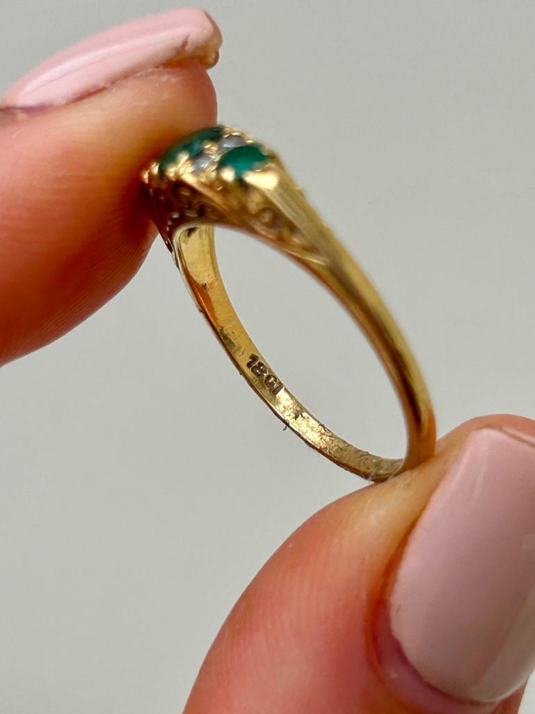 18ct Gold Emerald and Diamond Ring - Image 6 of 7