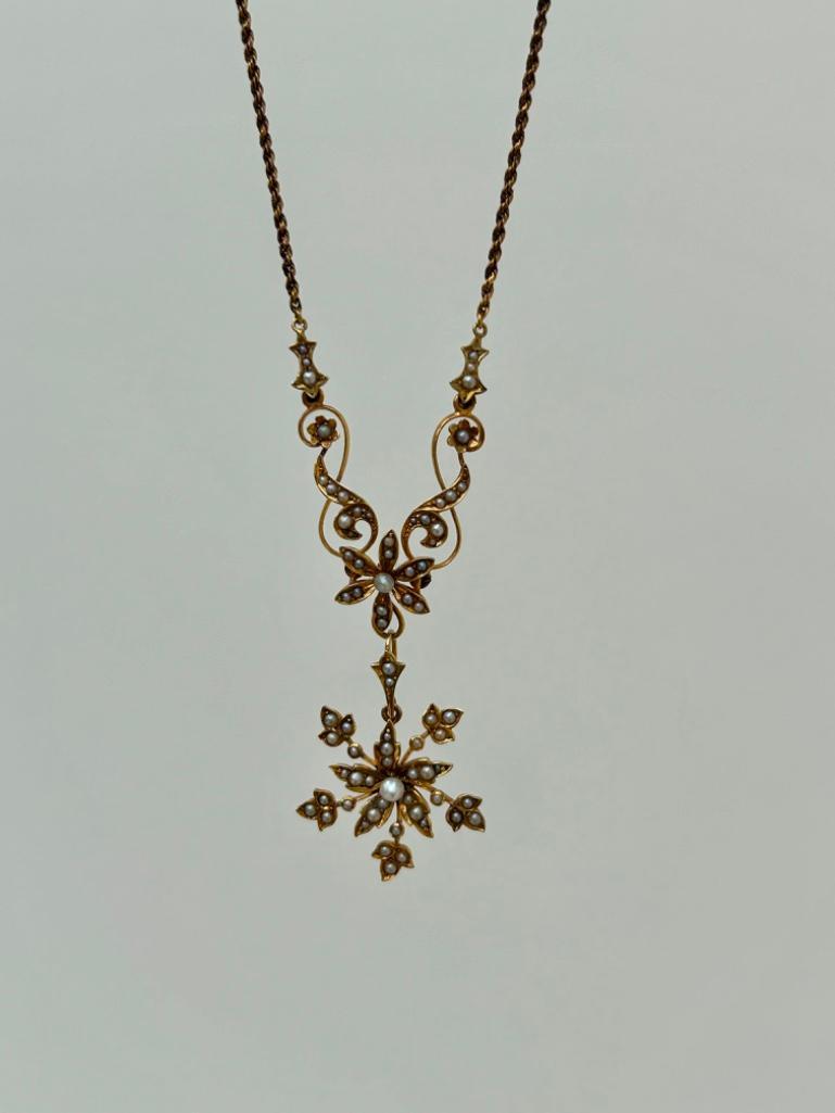 Antique 15ct Gold Pearl Flower Necklace with Detachable Pendant - Image 5 of 6