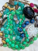 Mixed Lot of Antique & Vintage Jewellery