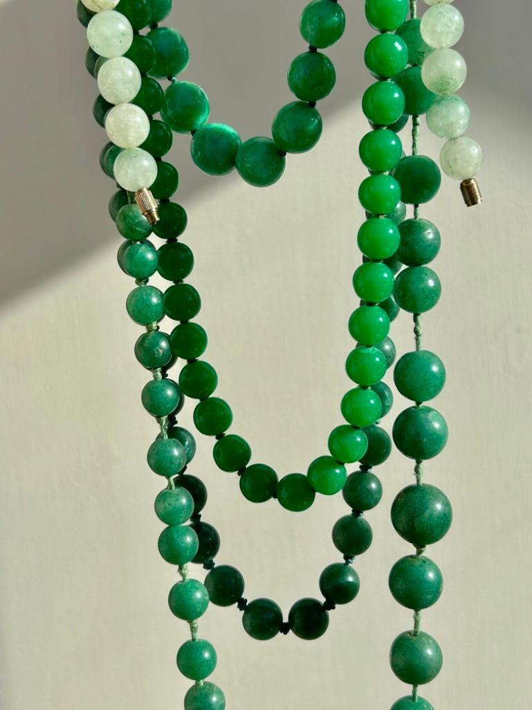Mixed Lot of Jadite Necklace Beads - Image 2 of 3