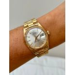 18ct Gold Rolex 1601/8 Oyster Perpetual Date Just Watch in Box