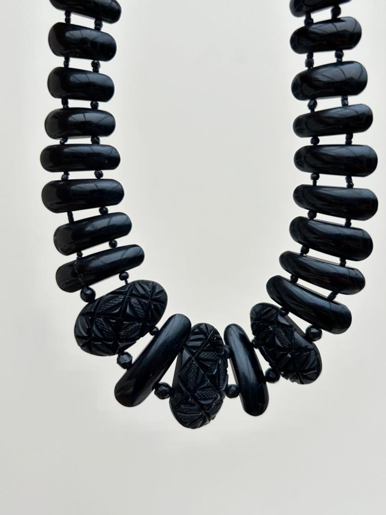 Large Whitby Jet Necklace - Image 2 of 4