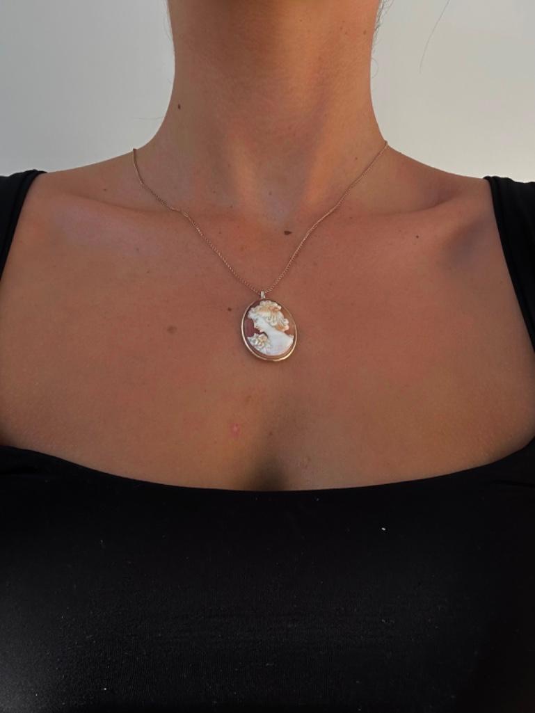 9ct Gold Cameo Pendant on 9ct Gold Chain - Image 2 of 4