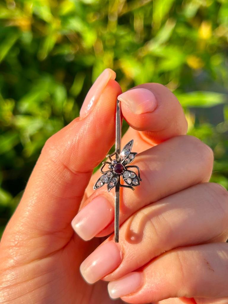 Antique Rose Cut Diamond Bug Brooch in Gold - Image 6 of 7