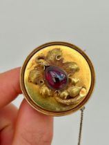 Antique Cabochon Garnet and Gold Pretty Round Brooch with Locket Back