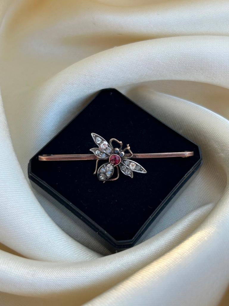Antique Rose Cut Diamond Bug Brooch in Gold - Image 5 of 7