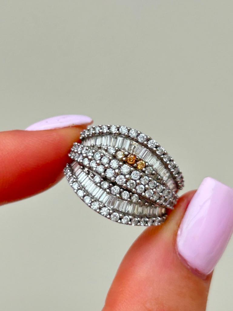 Large 14k White Gold Diamond Cocktail Ring - Image 4 of 8