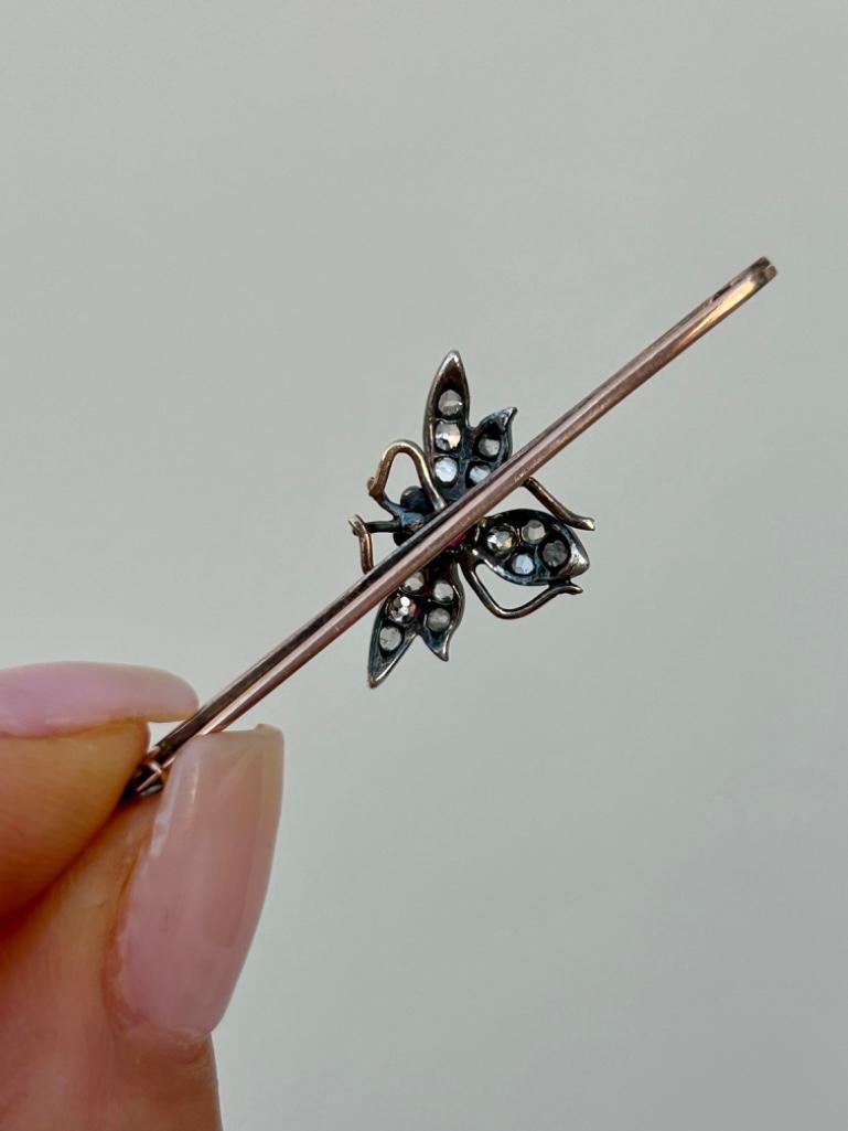 Antique Rose Cut Diamond Bug Brooch in Gold - Image 4 of 7