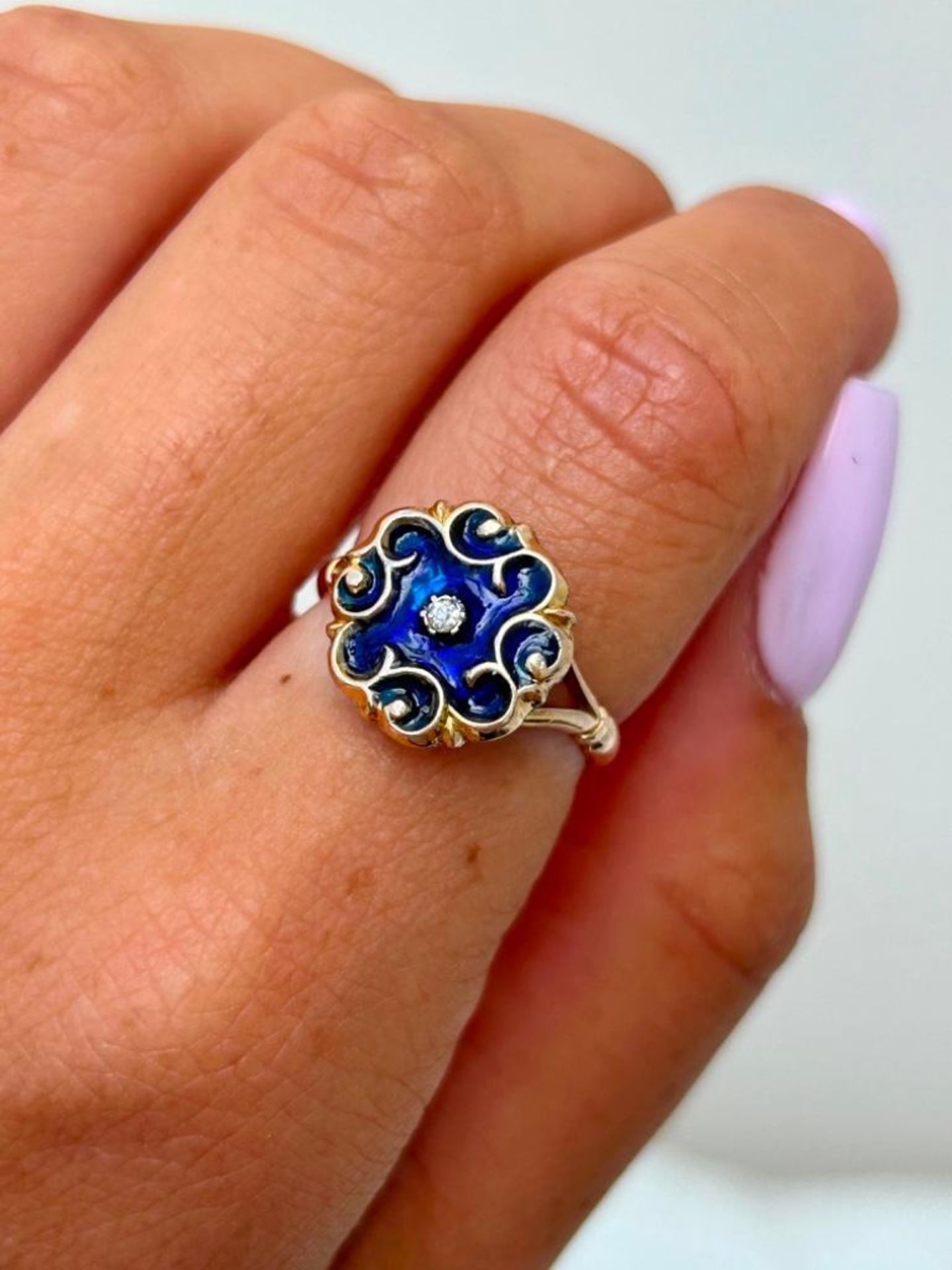 Gold Blue Enamel and Diamond Flower Ring - Image 2 of 6