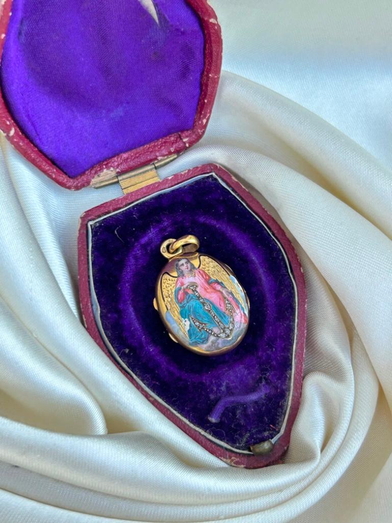 Rare Antique Enamel and Rose Cut Diamond Locket Pendant in Antique Velvet Box - Image 7 of 9