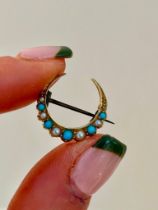 Antique 15ct Yellow Gold Pearl and Turquoise Moon Crescent Brooch