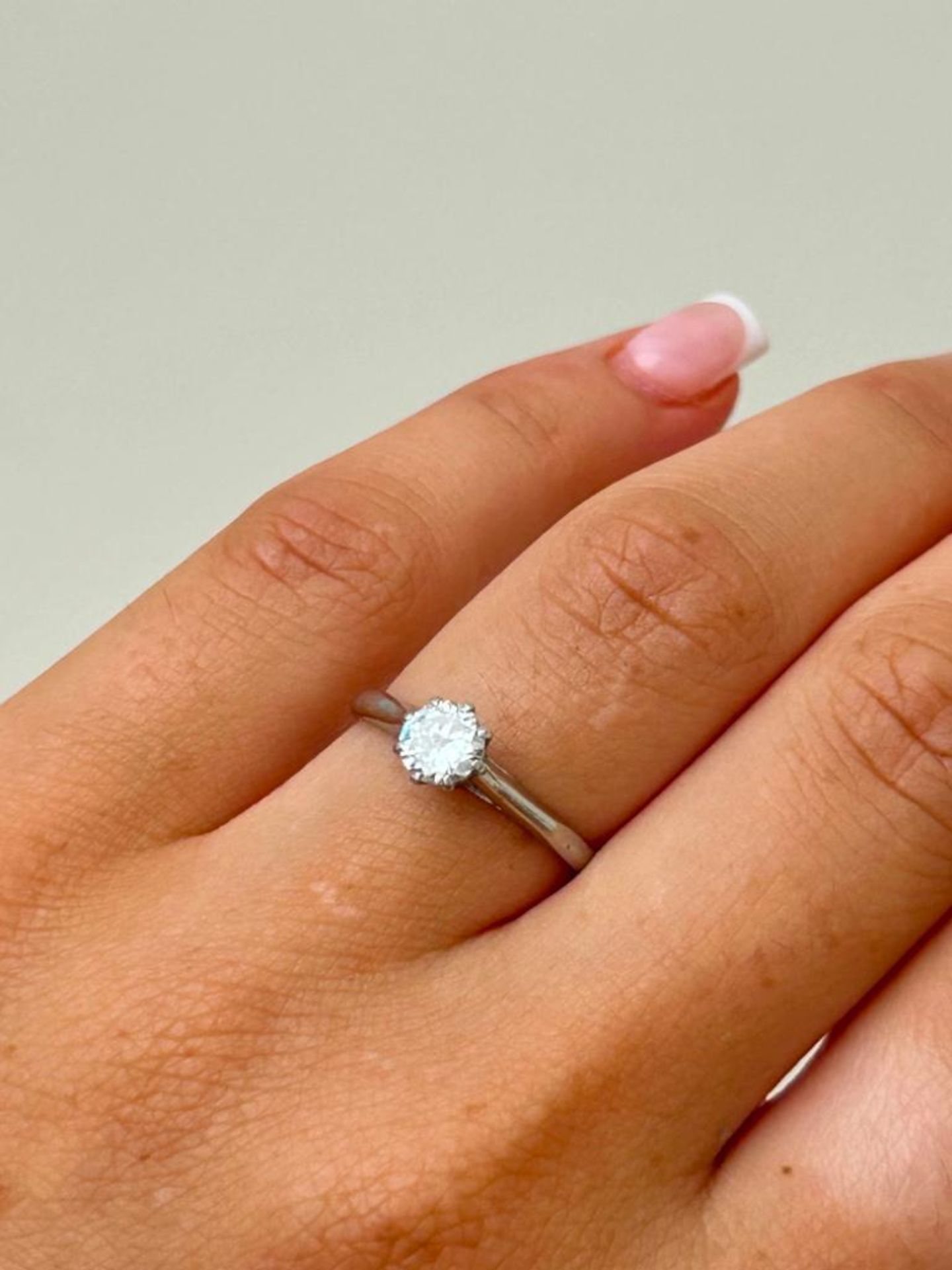 Bright .50pt Diamond Solitaire Ring in Platinum - Image 2 of 7
