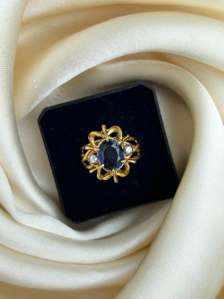 Vintage 18ct Yellow Gold Sapphire and Diamond Ring Band - Image 5 of 7