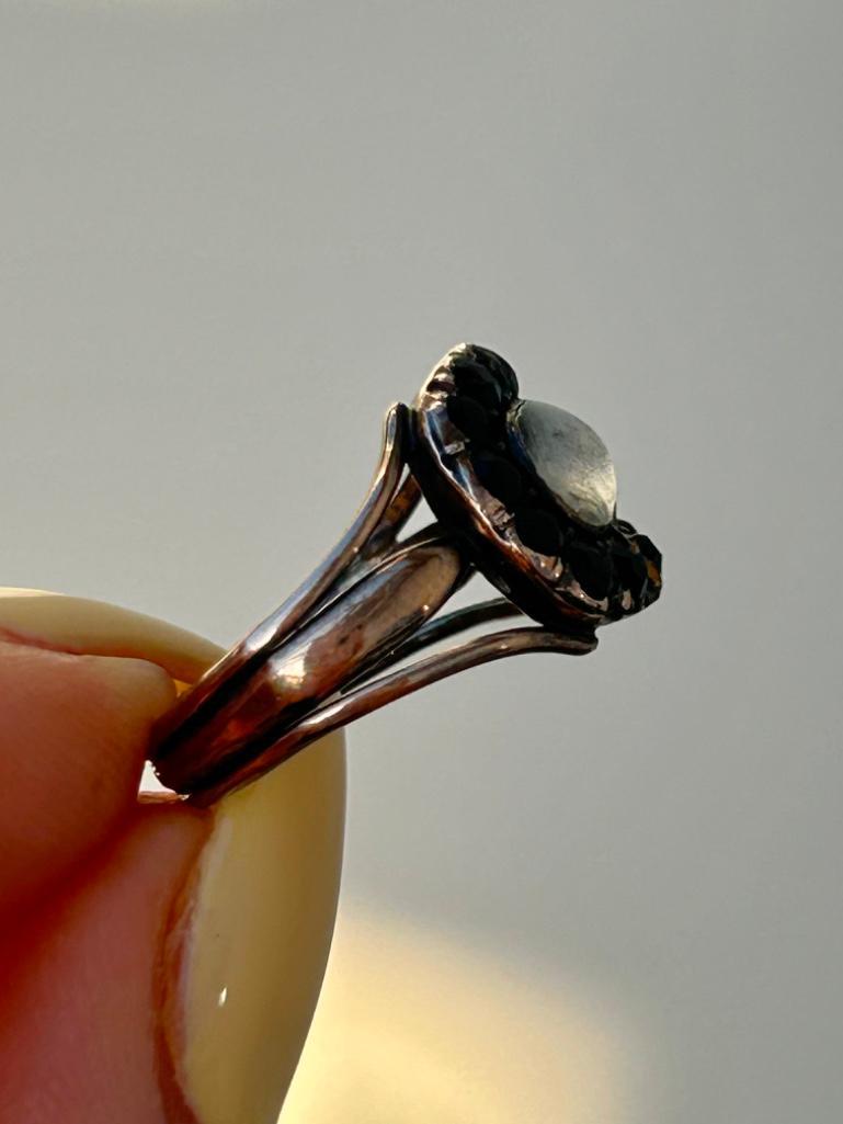 Georgian Era Gold Crystal and Jet Ring - Image 2 of 6