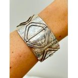 Victorian Era Wide Aesthetic Silver Birds Design Bangle Cuff Bracelet