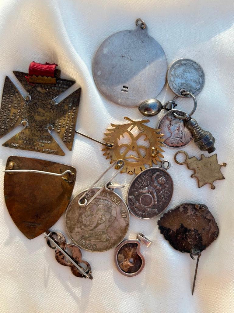 Antique & Vintage Large Mixed Jewellery Lot Inc Medals - Image 2 of 2