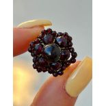 Chunky 9ct Yellow Gold Cabochon Garnet Ring