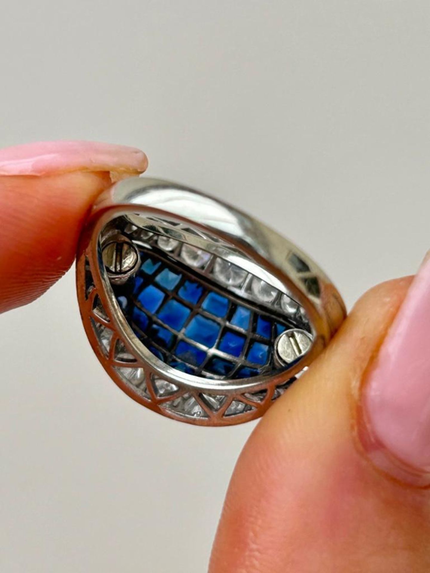 1940s Sapphire and Diamond “Schilling” Cocktail Ring in 18ct White Gold - Image 7 of 9