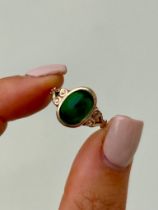 Georgian Era Chrysoprase Ring in Gold