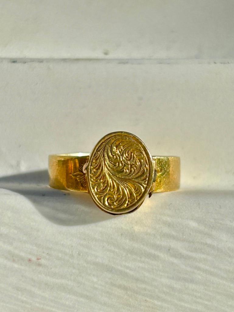 Antique 15ct Yellow Gold Poison Ring - Image 10 of 11