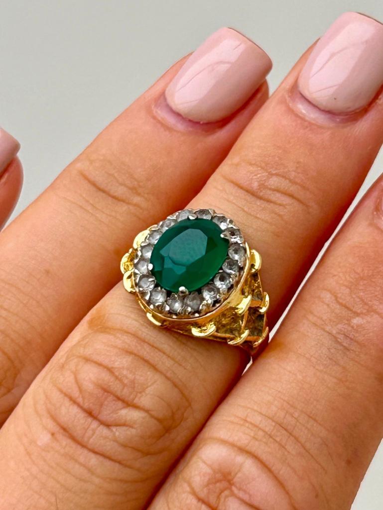 Chunky Emerald and Diamond Gold Dress Ring - Image 2 of 6