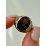 Chunky Armorial Crest Agate Signet Ring in Gold