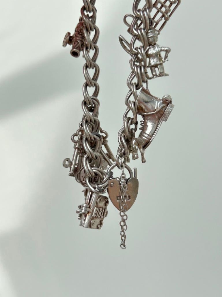 Amazing Vintage Silver Charm Bracelet - Bild 5 aus 6