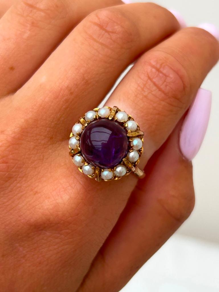 Large Amethyst and Pearl 9ct Dress Ring - Image 2 of 8